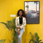 Poornima Indrajith Instagram - The yellow wall is good 😊 @prarthanaindrajith Pic by @mehek_shaan Bangalore, India