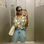 Poornima Indrajith Instagram - Mom jeans dad’s shirt 🤓 @indrajith_s #fitcheck