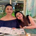 Prachi Deasi Instagram – Belated Happy Birthday @eshadesai 🥂💫🎂🤍🪬 may you always be amused by me 🫠

#happybirthday #happy #birthday #sisters #latergram