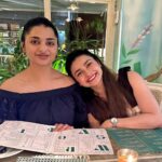 Prachi Deasi Instagram - Belated Happy Birthday @eshadesai 🥂💫🎂🤍🪬 may you always be amused by me 🫠 #happybirthday #happy #birthday #sisters #latergram