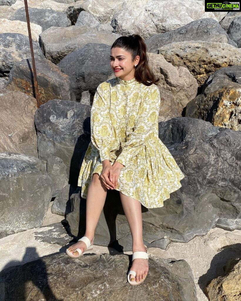 Prachi Deasi Instagram - Fell in love with this vintage print and style. Such an easy slow kind of vibe! Breezy weekends, hammocks and my @mortonmac_label dress…taking me back in time to summer holidays 🏖🤍 Happy Women’s Day today & every day 🫶🏻 Spa InterContinental Rak