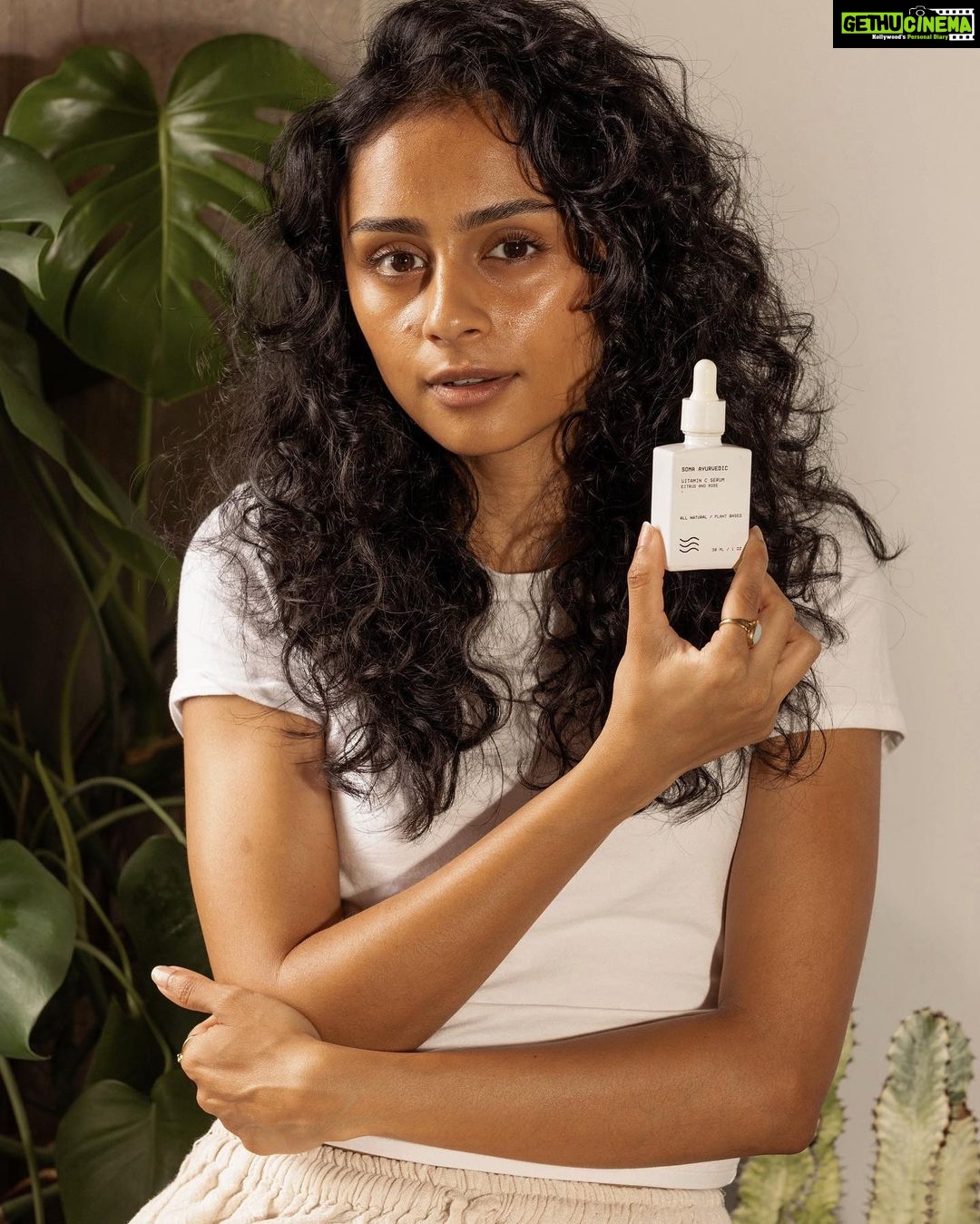Pragathi Guruprasad Instagram - Shop @somaayurvedic Mother’s Day sale with 20% off Vitamin C and Body Oil. Code “LUVMOM” 🌿