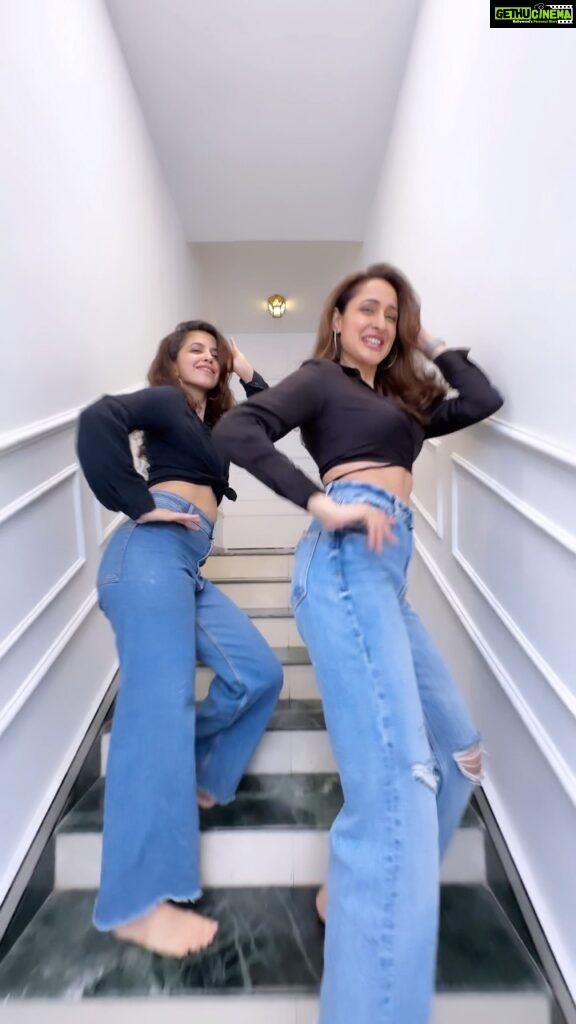 Pragya Jaiswal Instagram - Happy happy international dance day 💃💃 Dancing has been a source of joy & inspiration and comfort & solace during the toughest of times..I owe everything in my life to my love for dance.. Though this video is just from a break while shooting for something else coz why not - #Dasara released almost a month ago n I still cudnt get over the song & the terrific performances of all the actors - @nameisnani, @keerthysureshofficial, @dheekshithshettyofficial 💥💥 So here’s to dancing with joy whenever you get a chance (even if u don’t know the steps or lyrics 😂) Thanks to @ohmygosh_joe for always being a sport & my constant @kalepooja for being a perpetual source of joy in my life ❤️❤️