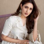 Pragya Jaiswal Instagram – Already feeling my summer whites 🤍🕊️