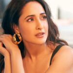 Pragya Jaiswal Instagram – Fire for you 🔥🖤