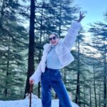 Pragya Jaiswal Instagram - Strawberry trail at Wildflower 🍓🌲❄️ Outfit - @ikichic_official @zabellaofficial Styled By - @anshikaav Team - @roshiijain Styling Intern - @bhatia_tanisha