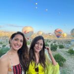 Pragya Jaiswal Instagram - Happy happy birthday to my sweetest @pranjul_jaiswal_giri 🎂❤️ Thank you for being the best sister anyone could ask for..What would we do without you..Wishing you love, laughter, happiness, adventure and all magic this year 🪄 You make me so proud ! Love you so so much ❤️
