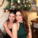 Pragya Jaiswal Instagram - Christmas Tribe ❤️🐶🫶🏻