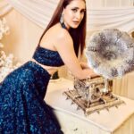Pragya Jaiswal Instagram - My personality is basically this 💙🦋 For @teach_for_change with Shaadi by Marriott Presented by @theantoraofficial Powered by @ftvsalon.banjarahills.hyd Co powered by @argentumartshyderabad Outfits @varunchakkilam Jewellery @hiyajewellers Footwear @rapport_shoes Makeup @deepikakarnanimakeovers Styled by @officialanahita Photography @shreyansdungarwal Co hosted by @westinhyderabad Sponsored by @aryanajevents Ground Transport @mercedesbenzsilverstar Decor @minttusarna #TeachForChange2023 #ShaadibyMarriott