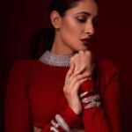 Pragya Jaiswal Instagram - Roses are red🥀 #IIFA Outfit- @labelmanikananda Jewellery- @koharbykanika @aquamarine_jewellery Shoes: @jimmychoo Styled by- @sukritigrover Styling Team- @vanigupta.23 @simrankumar19 Fashion Intern- @mahek_gada Makeup: @athirathakkar Hair: @thakuramit190 Photographer: @kaasastudio Abu Dhabi, United Arab Emirates