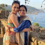 Pragya Jaiswal Instagram - Happy Mother’s Day to the greatest love of my life..Thank you for being who you are n what you do in all our lives..U r my biggest cheerleader n hardest critic n I won’t have it any other way..Love u to infinity ❤️♾️