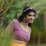 Pragya Nagra Instagram - Behind the scene of recent shoot beautiful @pragyanagra Mua @murugeshmakeup_hair Jewel @vivahbridalcollections Costume @mayon_by_subhthracouture Space @elementsoneastcoast #pragyanagra #sathyaphotography #creator #behindthescenes Chennai, India