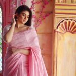 Pragya Nagra Instagram - Saree vibes, desi vibes🌸 Saree @sreelakshanyaa Blouse @yaradesigners VC @alexandervedachalam Make up & Hair @mahiii._.artistry__ Location @thesecretgardenshootingspot #tollywoodactress #tollywood #teluguactress #bollywood #kollywood #rashmikamandanna #kollywoodactress #actress #tamilactress #bollywoodactress #kajalagarwal #rakulpreetsingh #telugu #prabhas #tollywoodactor #alluarjun #samantha #telugucinema #love #anushkashetty #telugumemes #poojahegde #vijaydevarakonda #tamil #samantharuthprabhu #keerthysuresh #tollywoodmovie #nayanthara #anupamaparameswaran #telugusongs The Secret Garden - Shooting Spot