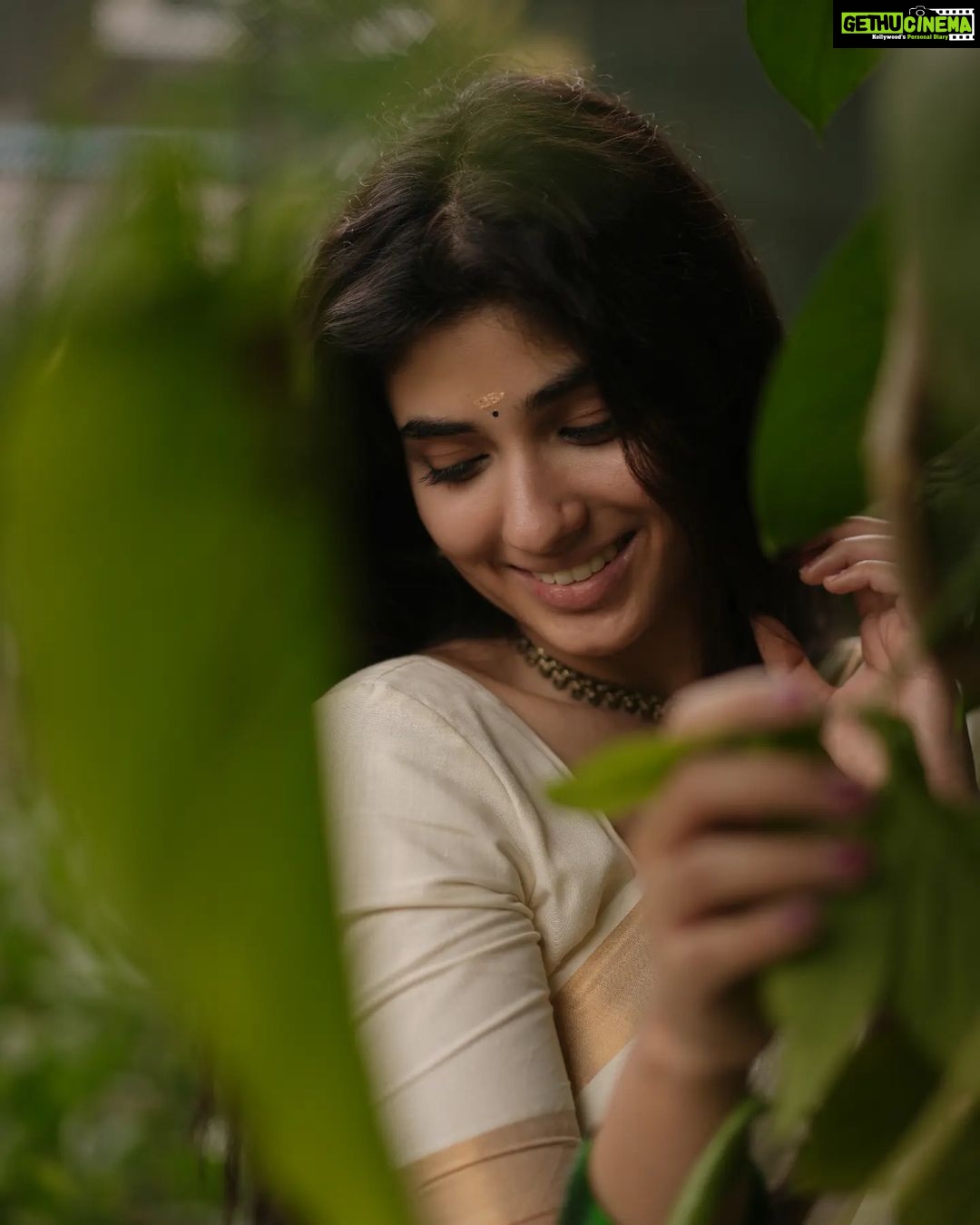 Pragya Nagra Instagram - വിഷു ആശംസകൾ 🌸🌾 PC @gowtham__rajendran Styling @anchita_nagra #vishu #kerala #happyvishu #keralagram #vishuspecial #vishukani #malayali #keralasaree #keralamodel #malayalamactress #malayalamcinema #mallu #mallugram #mollywood #malayalam #malluactress #anusithara #mohanlal #mallugirl #tovinothomas #mammootty #nivinpauly #malayalamcinema #lalettan #malluhot #nazriya #anupamaparameswaran #keralabeauty #dulquersalmaan #nayanthara