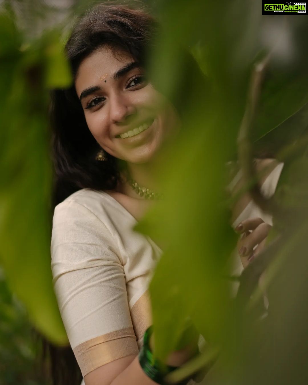 Pragya Nagra Instagram - വിഷു ആശംസകൾ 🌸🌾 PC @gowtham__rajendran Styling @anchita_nagra #vishu #kerala #happyvishu #keralagram #vishuspecial #vishukani #malayali #keralasaree #keralamodel #malayalamactress #malayalamcinema #mallu #mallugram #mollywood #malayalam #malluactress #anusithara #mohanlal #mallugirl #tovinothomas #mammootty #nivinpauly #malayalamcinema #lalettan #malluhot #nazriya #anupamaparameswaran #keralabeauty #dulquersalmaan #nayanthara