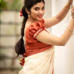 Pragya Nagra Instagram - தமிழ் புத்தாண்டு வாழ்த்துக்கள்🌾🌺 Artist - @pragyanagra Costumes - @ivalinmabia Photography - @camerasenthil Makeup - @yuvas_makeover Shoot organised by @rrajeshananda #puthandu #vishu #baisakhi #bihu #tamilnewyear #gudipadwa #ugadi #tamil #vishukani #happytamilnewyear #tamilputhandu #tamilactress #tamilcinema #kollywood #thalapathy #tamilmemes #tamilbgm #tamilstatus #vijay #tamilmovie #tamillyrics #kollywoodactress #thala #nayanthara #tamillovestatus #samantha #teluguactress #tollywood #vijaytv #actress