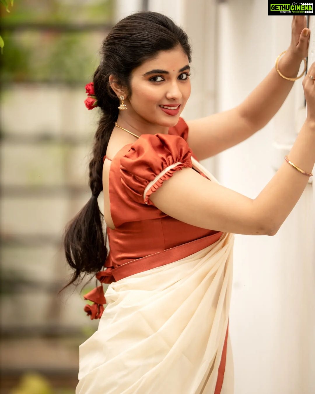 Pragya Nagra Instagram - தமிழ் புத்தாண்டு வாழ்த்துக்கள்🌾🌺 Artist - @pragyanagra Costumes - @ivalinmabia Photography - @camerasenthil Makeup - @yuvas_makeover Shoot organised by @rrajeshananda #puthandu #vishu #baisakhi #bihu #tamilnewyear #gudipadwa #ugadi #tamil #vishukani #happytamilnewyear #tamilputhandu #tamilactress #tamilcinema #kollywood #thalapathy #tamilmemes #tamilbgm #tamilstatus #vijay #tamilmovie #tamillyrics #kollywoodactress #thala #nayanthara #tamillovestatus #samantha #teluguactress #tollywood #vijaytv #actress