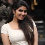 Pragya Nagra Instagram - Thanks for 700k Followers!🌟 PC @stillsanbhu Styling @vasukibhaskar #tamilactress #tamil #tamilcinema #kollywood #thalapathy #tamilmemes #tamilbgm #tamilstatus #vijay #tamilsong #tamilsongs #tamilmovie #tamillyrics #kerala #tamilsonglyrics #kollywoodactress #thala #tamilmusic #nayanthara #trending #tamillove #tamillovestatus #samantha #teluguactress #tamilnadu #tollywood #vijaytv #tamilactors #actress #jamuna