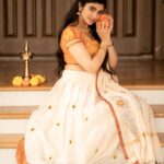 Pragya Nagra Instagram - 🌺Andariki Ugadi Subhakankshalu🌺 Costumes - @ivalinmabia Photography - @camerasenthil Makeup - @yuvas_makeover Shoot organised by @rrajeshananda #ugadi #ugadi2023 #gudipadwa #ugadispecial #happyugadi #padwa #mantra #durgapuja #krishnavani #navratri #navratrispecial #maadurga #festivalfashion #festivelook #desi #teluguammayi #telugu #traditional #indianwear #traditionallook #hyderabadblogger #hyderabadinfluencer #hyderabadinsta #hyderabadbloggers #teluguactress #teluguheroine #telugumovie #telugumovies