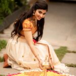 Pragya Nagra Instagram - 🌺Andariki Ugadi Subhakankshalu🌺 Costumes - @ivalinmabia Photography - @camerasenthil Makeup - @yuvas_makeover Shoot organised by @rrajeshananda #ugadi #ugadi2023 #gudipadwa #ugadispecial #happyugadi #padwa #mantra #durgapuja #krishnavani #navratri #navratrispecial #maadurga #festivalfashion #festivelook #desi #teluguammayi #telugu #traditional #indianwear #traditionallook #hyderabadblogger #hyderabadinfluencer #hyderabadinsta #hyderabadbloggers #teluguactress #teluguheroine #telugumovie #telugumovies