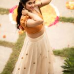 Pragya Nagra Instagram - 🌺Andariki Ugadi Subhakankshalu🌺 Costumes - @ivalinmabia Photography - @camerasenthil Makeup - @yuvas_makeover Shoot organised by @rrajeshananda #ugadi #ugadi2023 #gudipadwa #ugadispecial #happyugadi #padwa #mantra #durgapuja #krishnavani #navratri #navratrispecial #maadurga #festivalfashion #festivelook #desi #teluguammayi #telugu #traditional #indianwear #traditionallook #hyderabadblogger #hyderabadinfluencer #hyderabadinsta #hyderabadbloggers #teluguactress #teluguheroine #telugumovie #telugumovies