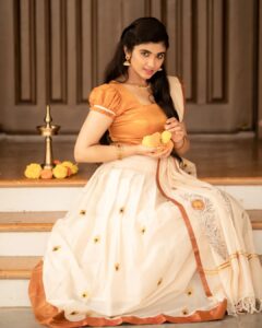 Pragya Nagra Instagram - 🌺Andariki Ugadi Subhakankshalu🌺 Costumes - @ivalinmabia Photography - @camerasenthil Makeup - @yuvas_makeover Shoot organised by @rrajeshananda #ugadi #ugadi2023 #gudipadwa #ugadispecial #happyugadi #padwa #mantra #durgapuja #krishnavani #navratri #navratrispecial #maadurga #festivalfashion #festivelook #desi #teluguammayi #telugu #traditional #indianwear #traditionallook #hyderabadblogger #hyderabadinfluencer #hyderabadinsta #hyderabadbloggers #teluguactress #teluguheroine #telugumovie #telugumovies