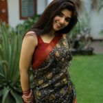 Pragya Nagra Instagram - HONEYBEE 🐝 PC @dxgphotographer @prajithdxg Saree @ange.in #tamil #kollywood #tamilmemes #tamilcinema #tamilnadu #tamilactress #chennai #tamilsong #tamilbgm #tamilstatus #tamilsongs #tamillyrics #tamilmovie #kerala #keralagram #mallu #malayalam #kochi #keralagodsowncountry #malayali #keralatourism #godsowncountry #mallugram #malappuram #kozhikode #mollywood #keralam #kannur #keralagallery #keralaattraction