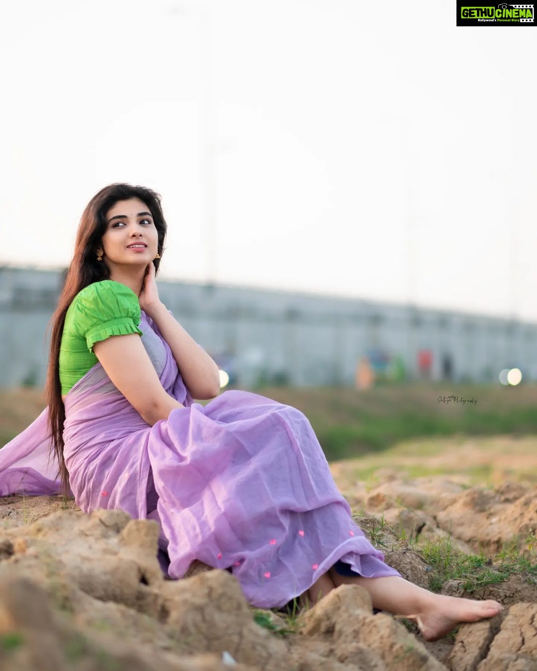 Pragya Nagra Instagram - காற்று வெளியிடை🌸 Photography @sathyaphotography3 🥰 #manirathnam #arrahman #maniratnam #okkanmani #kollywood #tamilcinema #alaipayuthey #maniratnammagic #thalapathy #kollywoodcinema #arr #kaatruveliyidai #arrahmanmusic #love #dhanush #arrahmanbgm #gvm #gauthamvasudevmenon #tamil #movieframes #vtv #tamilsongs #tamilbgm #tamilsong #movieframe #arrahmanmusical #arrahaman #yuvan #maniratnamfilm #nithyamenon