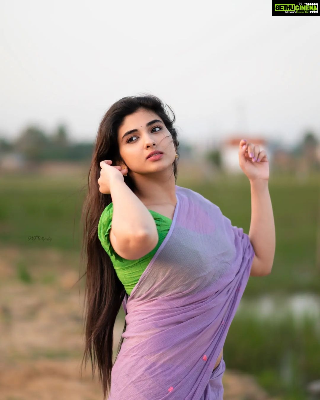 Pragya Nagra Instagram - காற்று வெளியிடை🌸 Photography @sathyaphotography3 🥰 #manirathnam #arrahman #maniratnam #okkanmani #kollywood #tamilcinema #alaipayuthey #maniratnammagic #thalapathy #kollywoodcinema #arr #kaatruveliyidai #arrahmanmusic #love #dhanush #arrahmanbgm #gvm #gauthamvasudevmenon #tamil #movieframes #vtv #tamilsongs #tamilbgm #tamilsong #movieframe #arrahmanmusical #arrahaman #yuvan #maniratnamfilm #nithyamenon