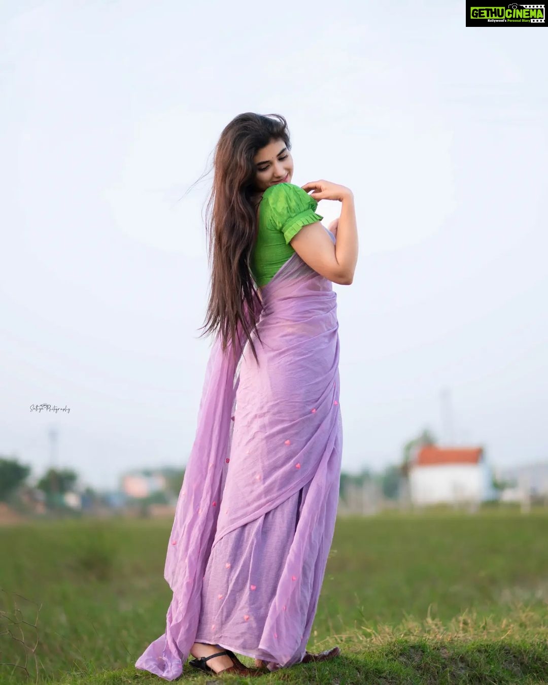 Pragya Nagra Instagram - காற்று வெளியிடை🌸 Photography @sathyaphotography3 🥰 #manirathnam #arrahman #maniratnam #okkanmani #kollywood #tamilcinema #alaipayuthey #maniratnammagic #thalapathy #kollywoodcinema #arr #kaatruveliyidai #arrahmanmusic #love #dhanush #arrahmanbgm #gvm #gauthamvasudevmenon #tamil #movieframes #vtv #tamilsongs #tamilbgm #tamilsong #movieframe #arrahmanmusical #arrahaman #yuvan #maniratnamfilm #nithyamenon
