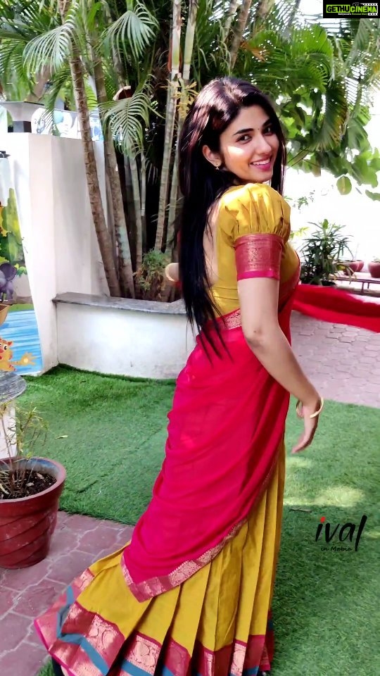 Pragya Nagra Instagram - Now that the April showers are behind us, looking forward to all the May flowers🌸 Dhavani @ivalinmabia 🌺 #tollywoodactress #tollywood #teluguactress #bollywood #kollywood #rashmikamandanna #kollywoodactress #actress #tamilactress #bollywoodactress #kajalagarwal #rakulpreetsingh #telugu #prabhas #tollywoodactor #alluarjun #samantha #telugucinema #love #anushkashetty #telugumemes #poojahegde #vijaydevarakonda #tamil #samantharuthprabhu #keerthysuresh #tollywoodmovie #nayanthara #anupamaparameswaran #telugusongs