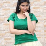 Pragya Nagra Instagram – Nyan oru Malayali poleyano!?
PC @stillsanbhu 📸
Pattu Pavadu @kerala_bygone_fashion 🥰
#mallugirl #kerala #mallu #mallugram #malluactress #mollywood #anusithara #malayali #keralagallery #malayalamactress #keralagram #malayalam #malluhot #malluwood #love #keralaactress #tamilactress #kochi #nikhilavimal #mohanlal #keraladiaries #mollywoodactress #malluaunty #keralam #keralagodsowncountry #saniyaiyappan #keralagirls #mammootty #rajishavijayan #kozhikode