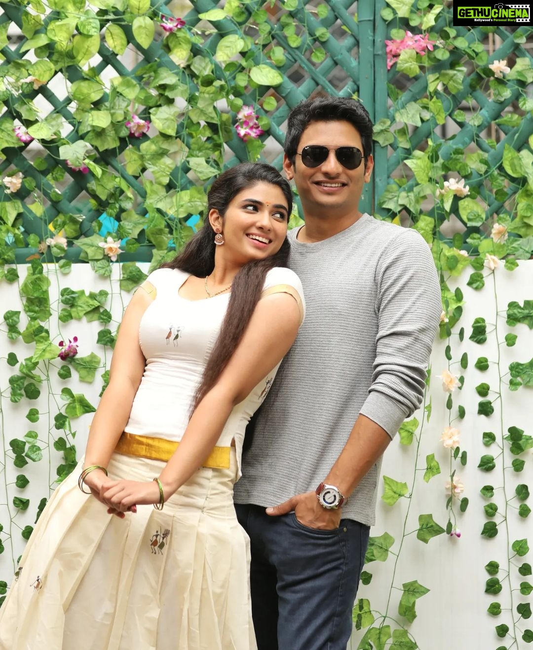 Pragya Nagra Instagram - Happiest Birthday to the most amazing human, my dream-debut hero & a larger-than-life actor @actorjiiva 🥰❤️ Thankyou for this amazing movie together... It still feels unreal that I have got to perform with you, sit next to you in interviews, and learn so much from you! It has been such an enriching experience knowing you! I hope & pray only the best for you...more wonderful characters from you....that you keep entertaining us with your awesome charisma for years to come! Also, you're a strong and beautiful human being!🔥 And I'd always just hope and wish to be a performer of your calibre some day....🥰❤️