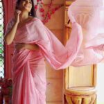 Pragya Nagra Instagram - Saree vibes, desi vibes🌸 Saree @sreelakshanyaa Blouse @yaradesigners VC @alexandervedachalam Make up & Hair @mahiii._.artistry__ Location @thesecretgardenshootingspot #tollywoodactress #tollywood #teluguactress #bollywood #kollywood #rashmikamandanna #kollywoodactress #actress #tamilactress #bollywoodactress #kajalagarwal #rakulpreetsingh #telugu #prabhas #tollywoodactor #alluarjun #samantha #telugucinema #love #anushkashetty #telugumemes #poojahegde #vijaydevarakonda #tamil #samantharuthprabhu #keerthysuresh #tollywoodmovie #nayanthara #anupamaparameswaran #telugusongs The Secret Garden - Shooting Spot