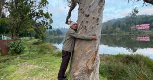 Prakash Raj Instagram - Early morning .. by the lake .. Kodai.. bliss .have a great day everyone 😊😊