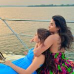 Prakruti Mishra Instagram - Long due GOA dump 🤓🫰🚀 . . . Inframe - (my unbelievable and extremely hilarious folks 🌝) Ps : I miss them 🥲