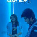 Prakruti Mishra Instagram - Ek hi hadsa to hai aur vo ye ki Aaj tak baat nahi kahi gai Baat nahi suni gai….🖤 . . . Use headphones for the *feeels”🚀 #reelsinstagram #reelsvideo #reelkarofeelkaro #prakrutimishra #nitinsharma #reelviral #coversong #ijazat #ijazatsong #trendingreels #reelitfeelit #jammin