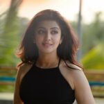 Pranitha Subhash Instagram – Golden Hour 🌅