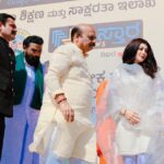 Pranitha Subhash Instagram - Vivekananda Jayanthi program in the presence of Hon. CM of Karnataka Sri Basavaraj Bommai avaru, Education minister Nagesh avaru, Swami Vivekananda Saraswati and Hariprakash Konemane avaru PS no clue why my hair looks like Snape 🙈 Vidhana Soudha, Bangaluru