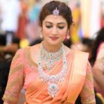 Pranitha Subhash Instagram - More from the mahurtham day ❤️ .. .. .. @kalyanjewellers_official @angadioninsta