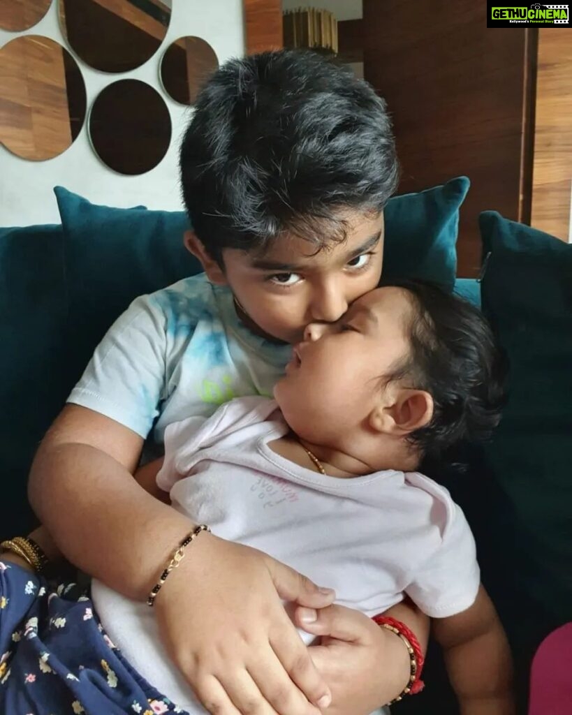 Prasanna Instagram - Dear Pattappa! U gave me a new purpose in life. To be a good dad to you, and a better person you can look up to. I promise to be your best friend and you can count on me anytime. Love you to the edge of the universe and back da. God bless you Vihaan❤️