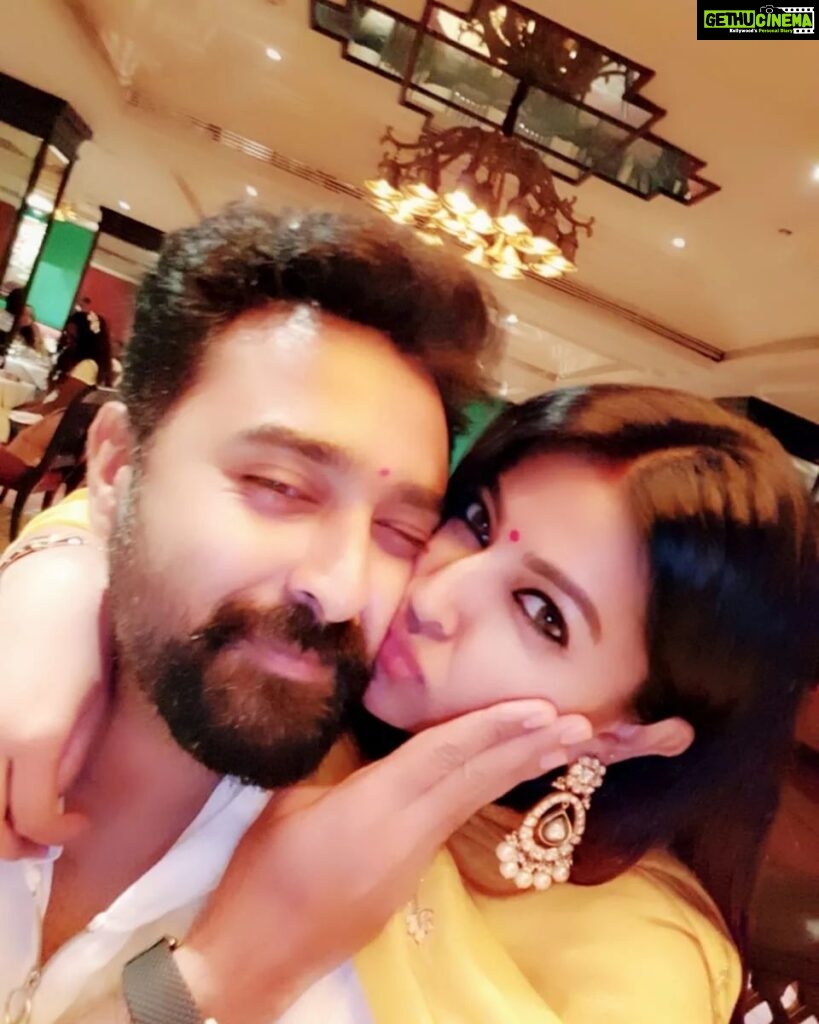 Prasanna Instagram - She is not just my girl. She is My girl, my home, my heart, my soul, my nest and all the rest. Happy Valentine's day ❤ #happyvalentinesday #sheismyrock #sheismyeverything #myheartandsoul❤ ♥ my heart ♥