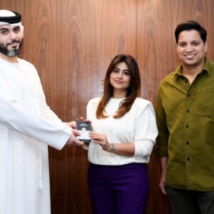 Prasanna Instagram - Finally #UAE Golden visa🤩 @uaegov @gdrfadubai Thanks to my brother @nayeemmoosa of @gentursecurity A special thanks to @minisarma for making this happen🤩🙏
#Abu Dhabi #2454 #abudhabifilmcommision 
#goldenvisa
#goldenvisadubai
#visitdubai

📸 @sujithambal