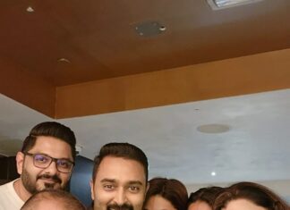 Prasanna Instagram - Count your blessings! Turn blind for negativity! Never compromise on your self! Be ready for the best opportunity! Make every moment count! Give your best to your family cos family is everything! Keep working hard irrespective of results! These are the lessons what 2022 left me with. That's gonna be motto for 2023 and years to come. Wishing you all a fantastic 2023. Much love to you all❤️❤️ #happynewyear2023 #dubaitravel #famtime #friendsarefamily #visitdubai Downtown Dubai