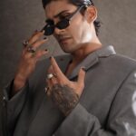 Prateik Babbar Instagram – @gq 🖤

you know how we do❕

jacket : @alterx.x 
shoes : @voganow 
shades : @calvinklein 
jewels : @alexandermcqueen @harleydavidson 

styled by my genius brotha @rahulvijay1988 & yours truly 🖤

shoutout❕my glam dream team❕
hair : @kaustubhpevekar @kaustubh_pevekar 
makeup : @kajol_kanther @makeupbykanther 
bts : @pushkar_soni4777 

photographed by ace @montypanesarphotography 🙏🏽

#GQMOTY2022 @gqindia 🖤 GQ Men of the Year Awards night