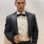 Prateik Babbar Instagram – about last night 🖤

for the #FilmfareAwards2022 🖤#Wolf777NewsFilmfareAwards #2022 🖤

wearing maestro @shahabduraziofficial & shoes by @louboutinworld 🔥🖤

styled by the genius @rahulvijay1988 & my superstar @tanster24 🔥🖤

shoutout to my glam team & dream team @kajol_kanther @kaustubhpevekar @pushkar_soni4777 we clean up good! 🔥🖤

thank you all for making me look & feel like a zillion bucks! ❤️

p.s. – i love you @jiteshpillaai & team #filmfare @anewradha ❤️ thank you for having me! ❤️

@filmfare 🖤❤️