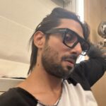 Prateik Babbar Instagram - #random #2023 🩶
