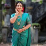 Pratheeksha G Pradeep Instagram - If life were predictable it would cease to be life, and be without flavor…❤️❤️ Designer @nova_fashion_boutique_by_brind Makeup 💄 @greenlife_divyarun Click @_lalu_photography_ Jewls @haiziaramakeover #bride #look #lovly Thiruvananthapuram, Kerala, India