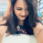 Pratheeksha G Pradeep Instagram - My hairstyle is called “I Tried” But first, let me take a selfie #selfie #lazy #crazy #free #time Thiruvananthapuram, Kerala, India