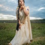 Pratheeksha G Pradeep Instagram - 💜 . Makeup&Hair💄:@vanvis_makeup_artistry Costume👗 :@for_ever_designs Flower🌸:@blackgold_designingstudio Camera📸:@nbn_uthradam_ Edits📸:@sam_retouch Special thanks to @itz_me_vivek_v_raj_rwh @rajanwatchhouse Thiruvananthapuram, Kerala, India